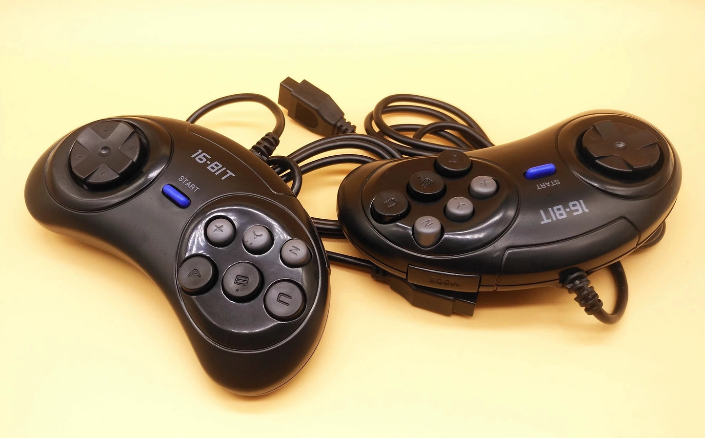 Sega MegaDrive 16 Bit Games with 208 Different Built-in Games